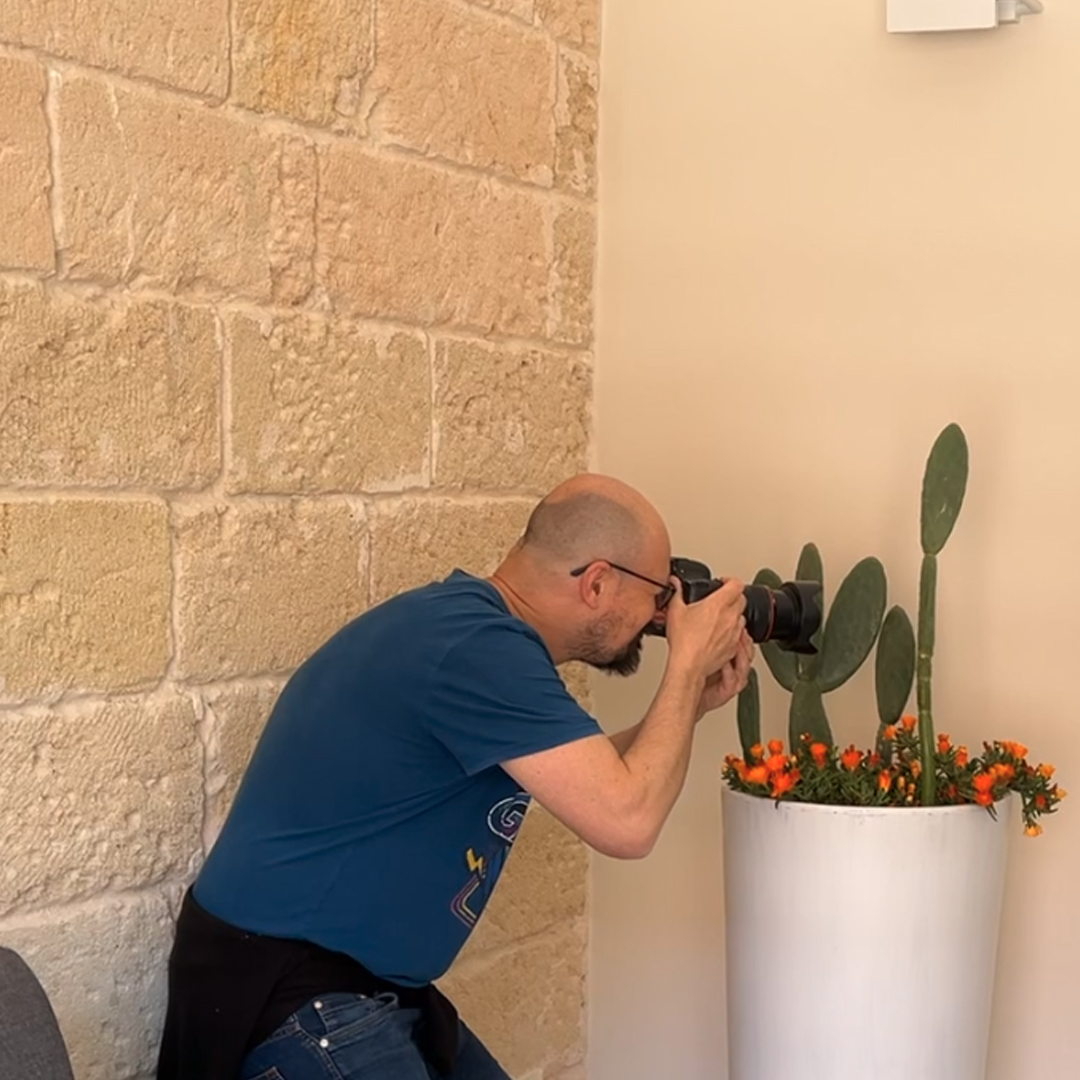 Apartments Porto Cesareo è un posto tranquillo e bene curato dove vivere la vacanza in Salento. Appena ristrutturati e rifiniti, gli appartamenti si trovano a pochi passi dal mare e da tutte le principali attrazioni di Porto Cesareo.